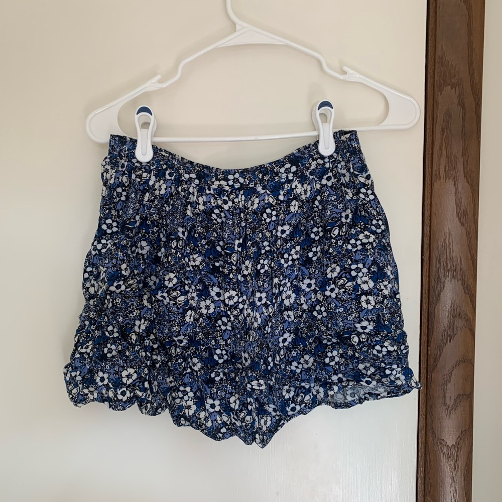 Blue floral mini-skirt, Forever 21, size small